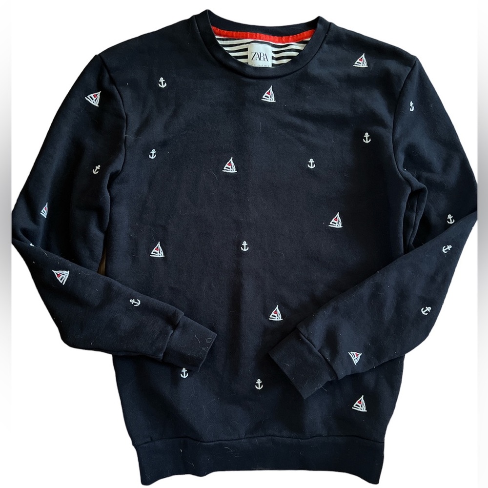Zara Navy blue sweat shirt with embroidered sail boats and anchors Size Small
